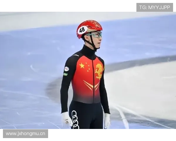 武大靖居然把冰场冷酷的一面藏得这么深,平时谁能知道背后有啥疯狂日常啊? 武大靖居然把冰场冷酷的一面藏得这么深,平时谁能知道背后有啥疯狂日常啊?